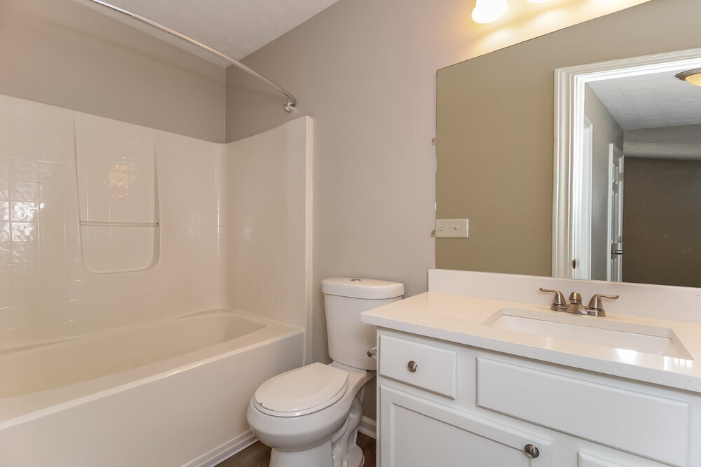 Building Photo - 248 Silver Ridge Dr