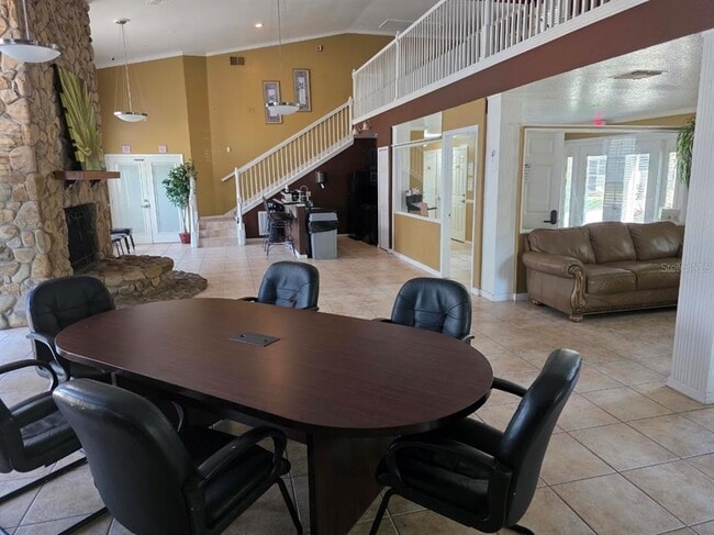 Building Photo - 6130 Westgate Dr