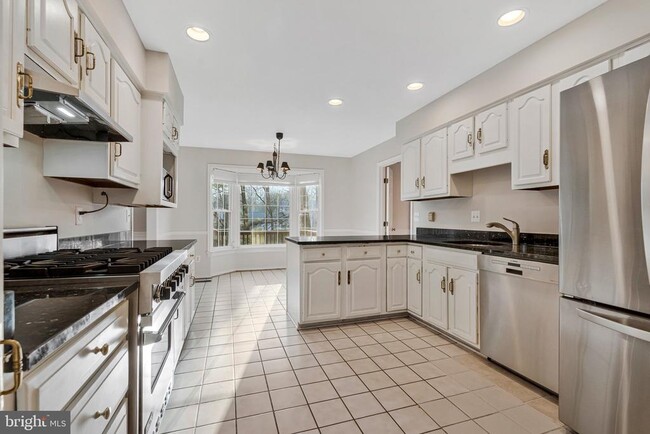 Building Photo - 1215 Delta Glen Ct