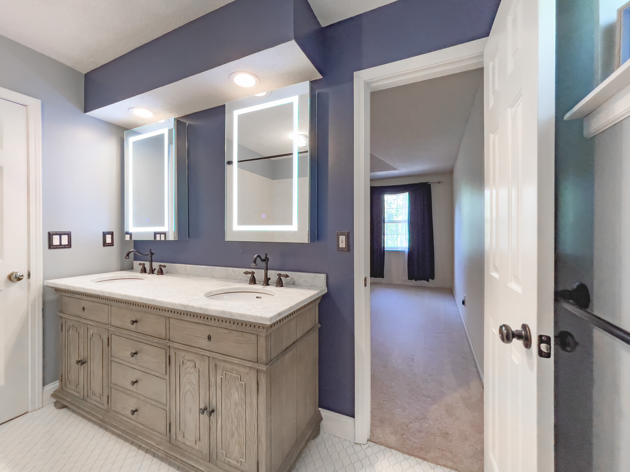 Master Bathroom - 5421 NW Walden Dr
