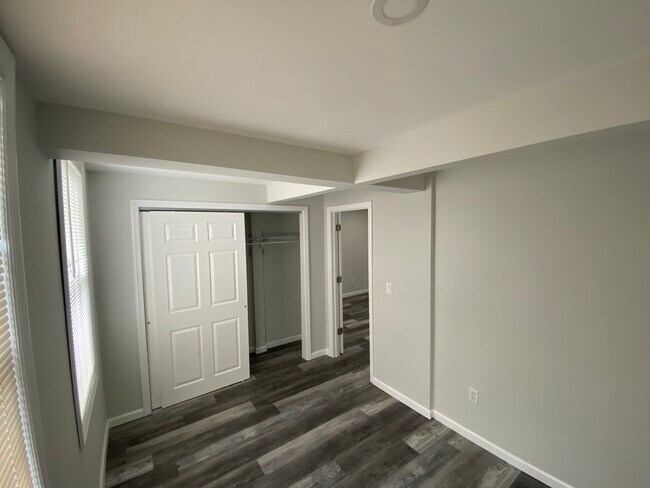 Bedroom - 156 President St