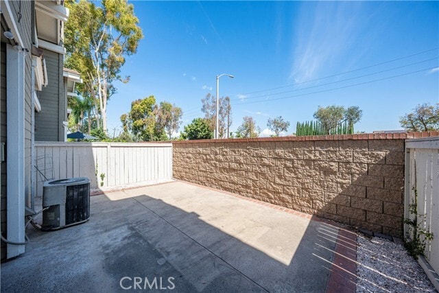 Building Photo - 2285 Boxwood Pl