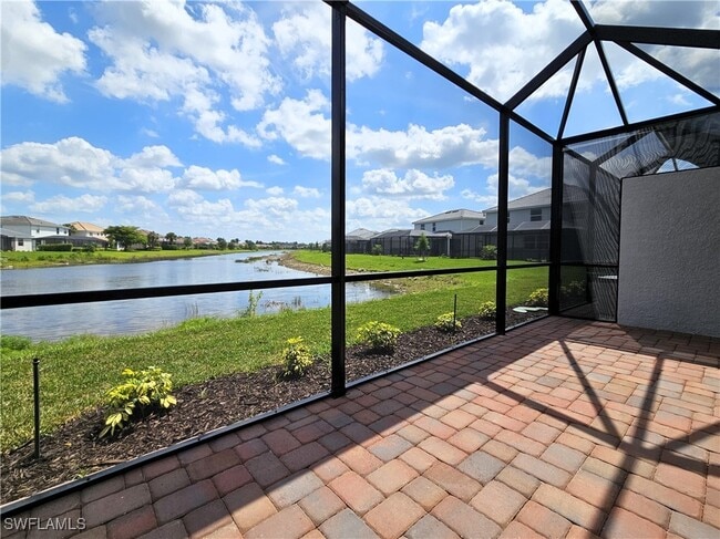 Building Photo - 2167 Dragonfruit Wy