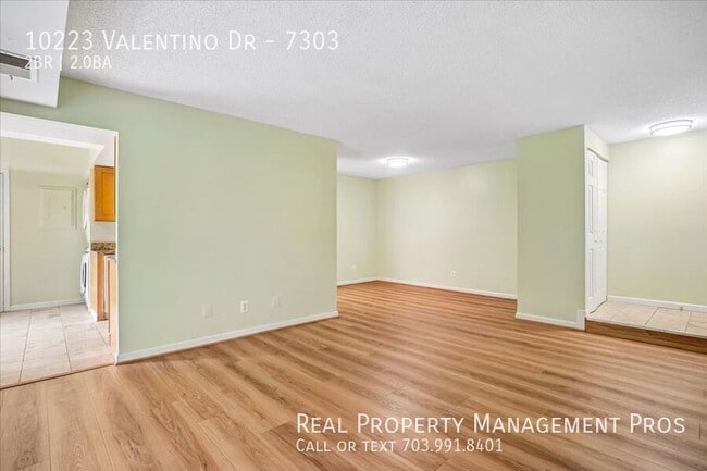 Building Photo - 10223 Valentino Dr