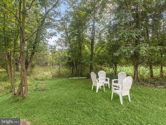 Building Photo - 1914 Meadowgate Ct