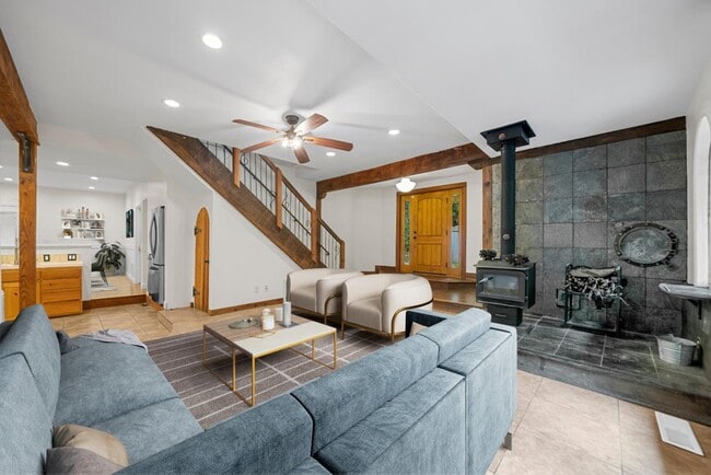 Building Photo - 12970 CA-9