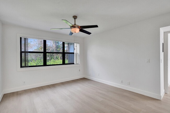 Building Photo - 1040 Homewood Blvd