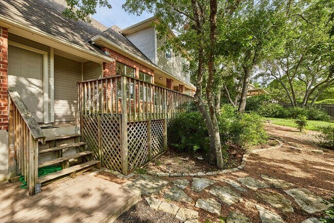 Building Photo - 10905 Galleria Cove