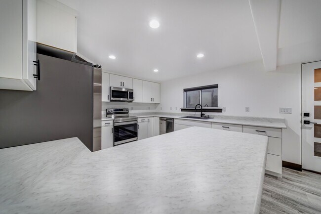 Building Photo - 2968 W Willow Bend