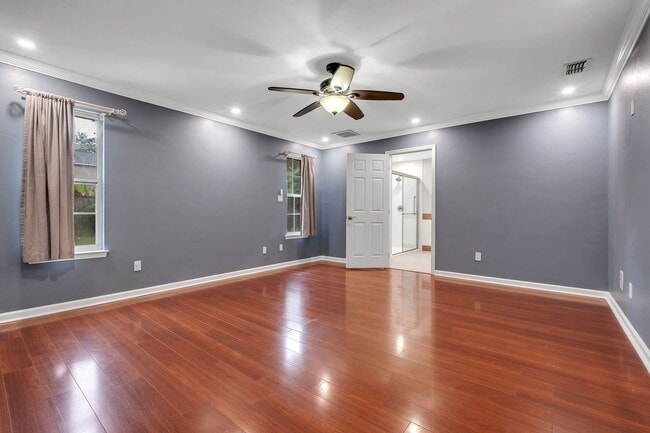 Building Photo - Killearn Estates 4 Bedroom Brick Home