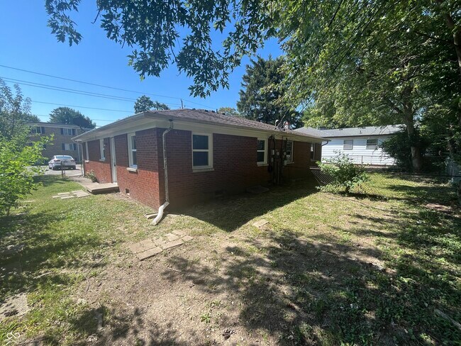 Building Photo - 6214 Eastridge Dr