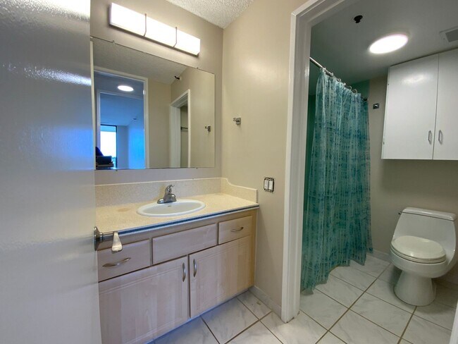 Building Photo - WINDWARD PASSAGE WITH OCEAN VIEWS