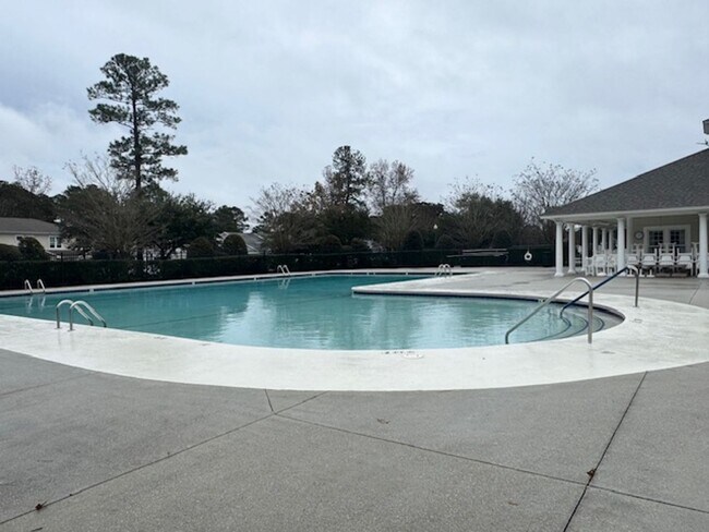 Building Photo - Magnolia Greens - Leland