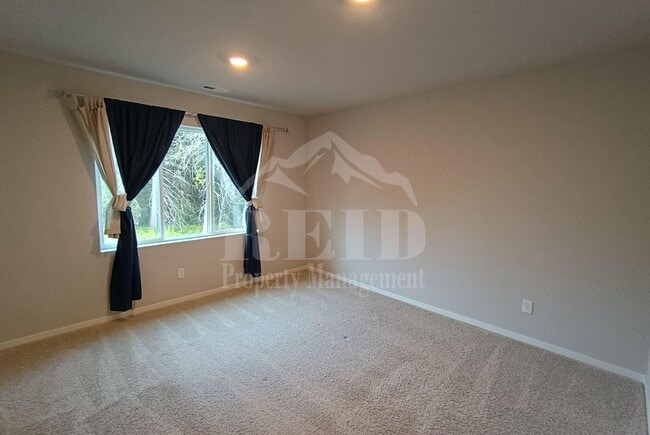 Building Photo - 6453 Hornet Cir NE