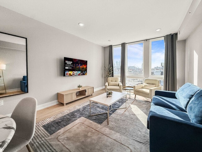 Building Photo - 626 N Delaware Ave