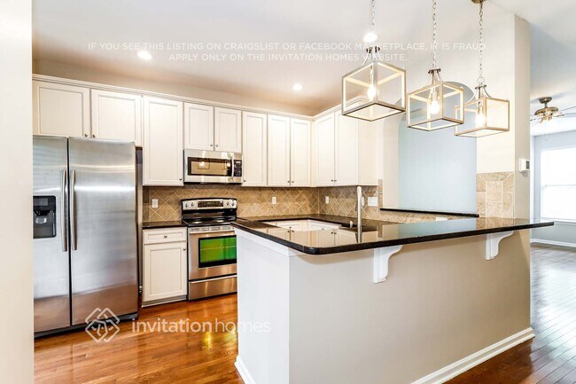Building Photo - 811 Skybrook Falls Dr