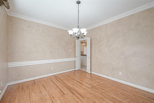 Building Photo - 13135 Finch Brook Dr