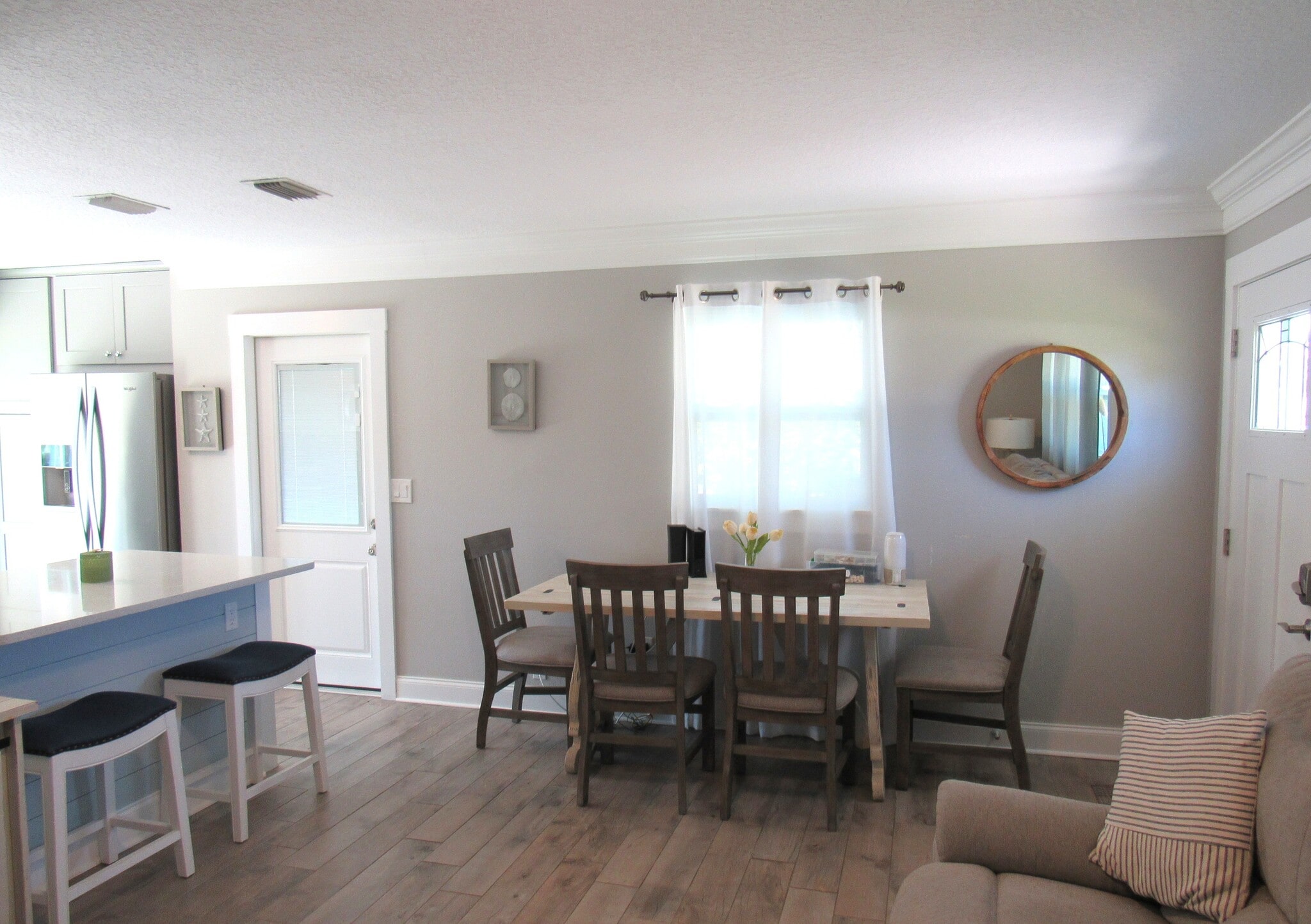 Dining area - 16 Hillside Dr
