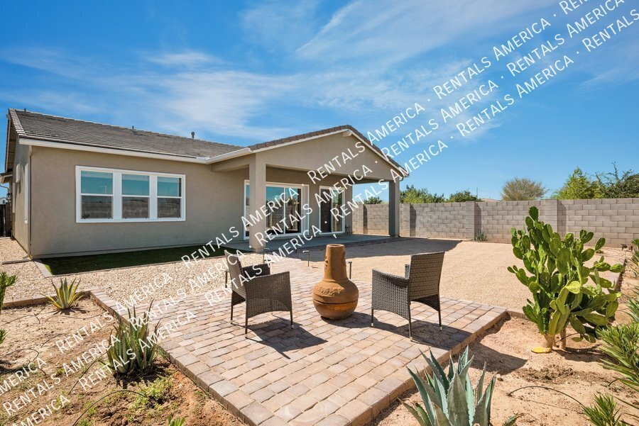 Building Photo - 22700 E Arroyo Verde Dr