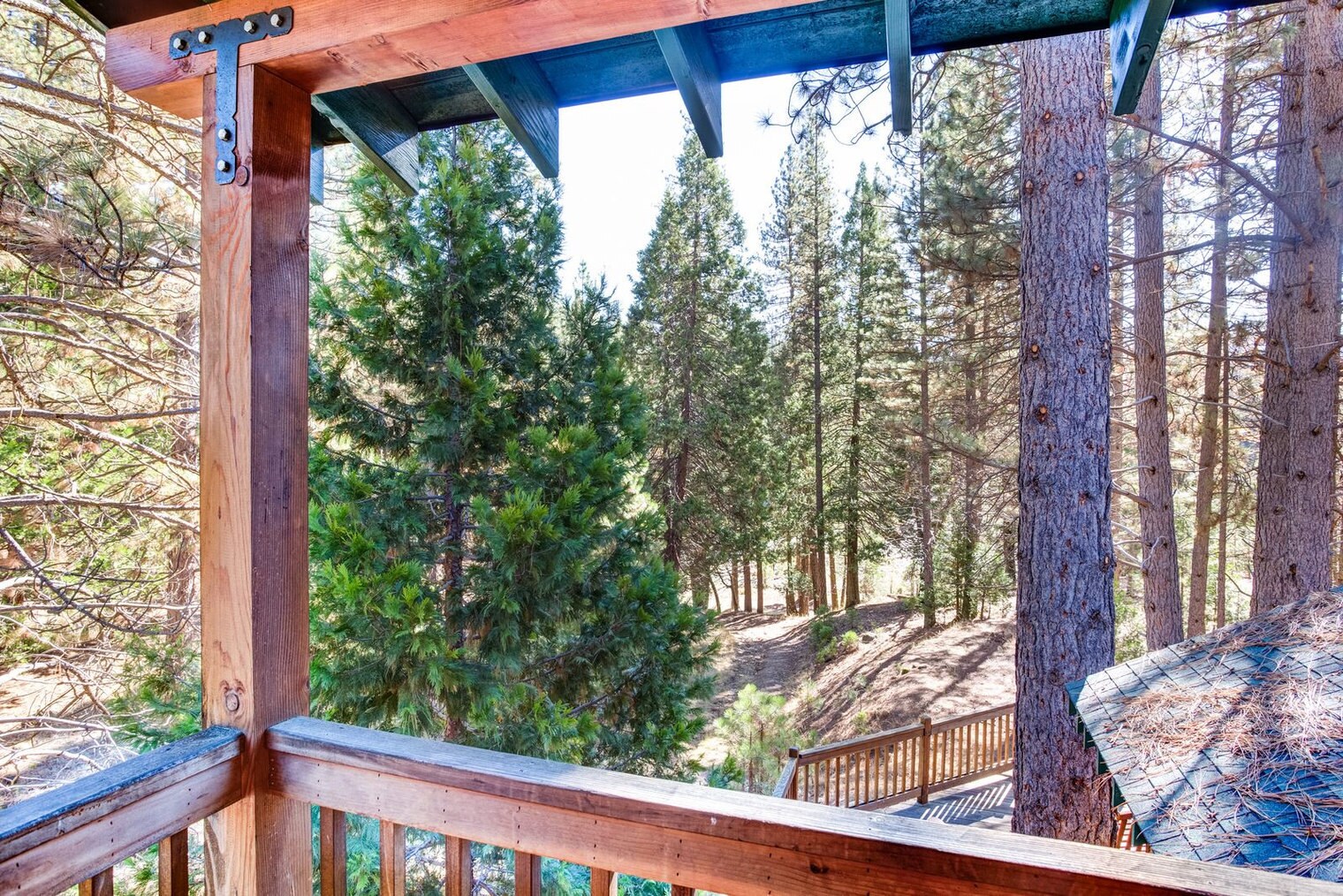 Building Photo - 2580 Yosemite Pines Ln