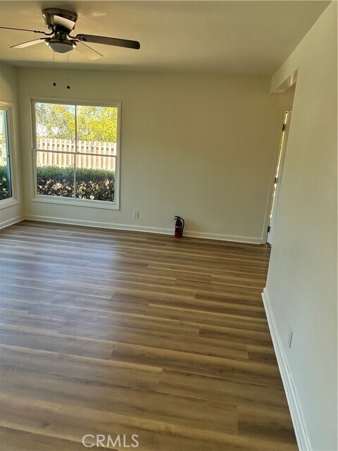 Building Photo - 863 Morada Pl