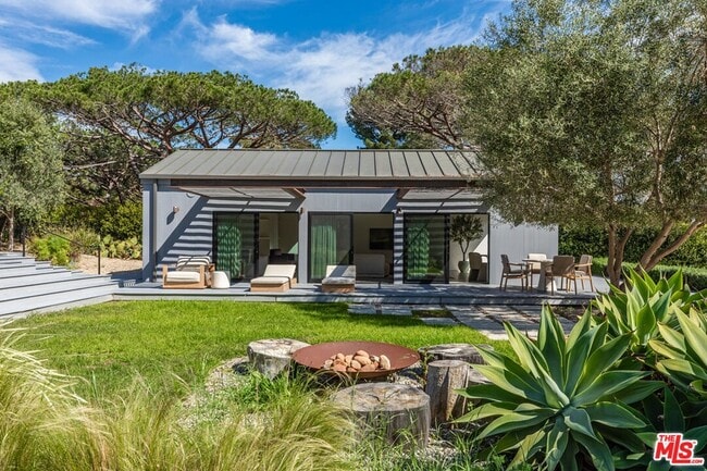 Building Photo - 28036 Sea Ln Dr