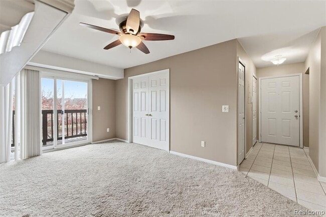 Building Photo - 15090 Northpointe Dr