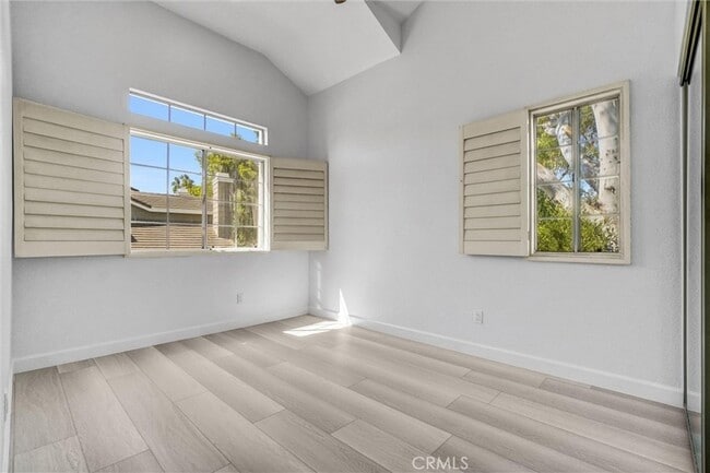 Building Photo - 13635 Almond St