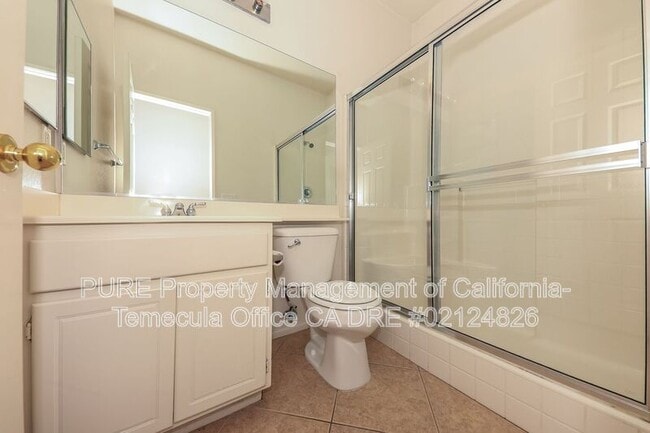 Building Photo - 35964 Camelot Cir