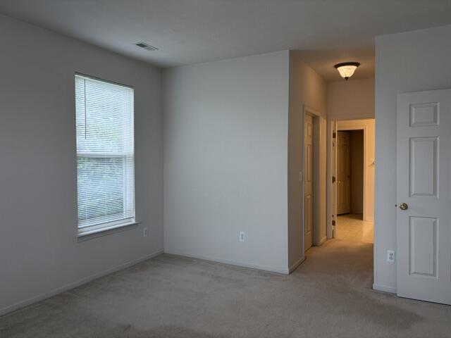Building Photo - 1452 Fox Pointe Cir