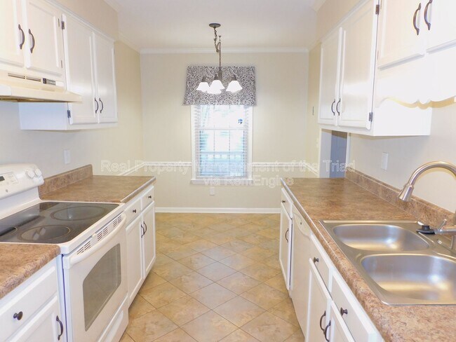 Building Photo - 2828 Windy Crossing