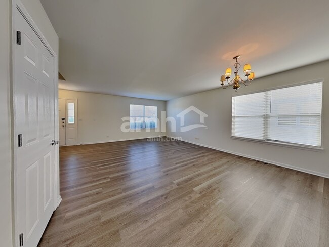 Building Photo - 34233 N Wineberry Ln