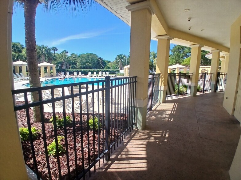 Building Photo - 100 Canopy Walk Ln