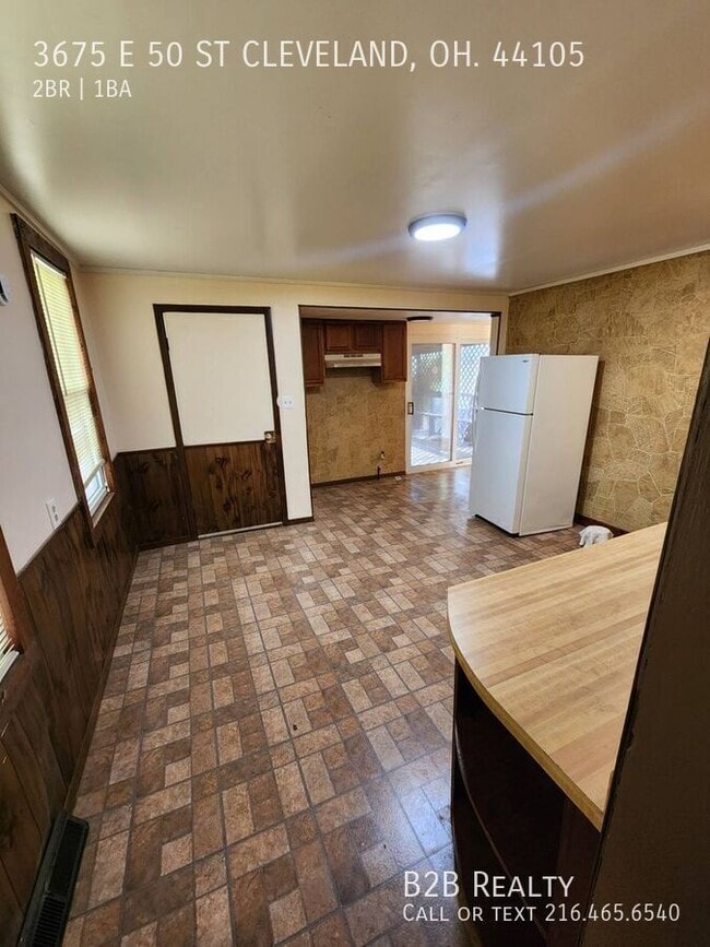 Building Photo - 3675 E 50th St