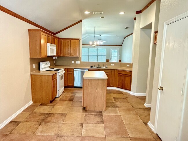 Building Photo - 13003 Bramford Pointe Ln