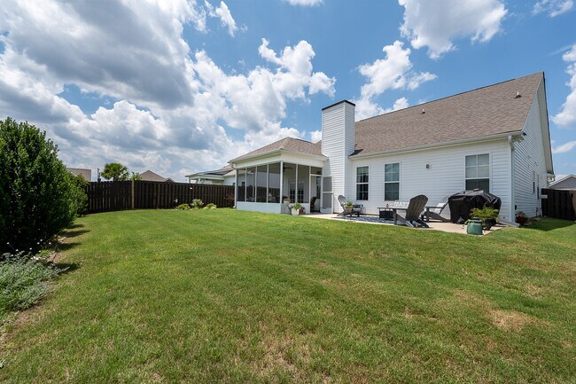 Building Photo - 3198 Greymoor Cir