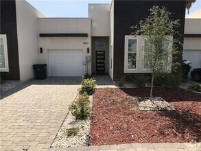 Building Photo - 2920 N 51st St