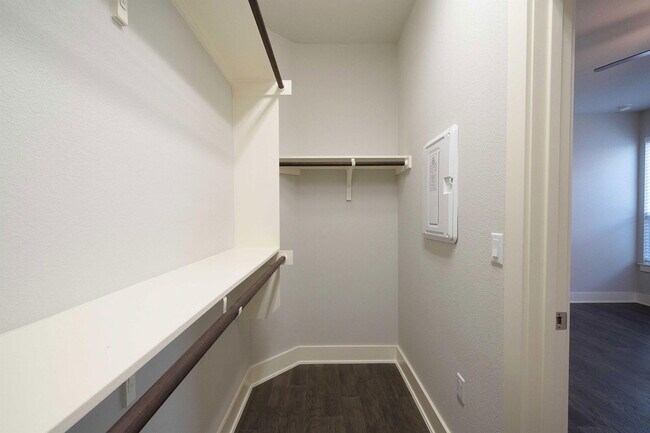 Building Photo - 9124 Cattle Baron Path