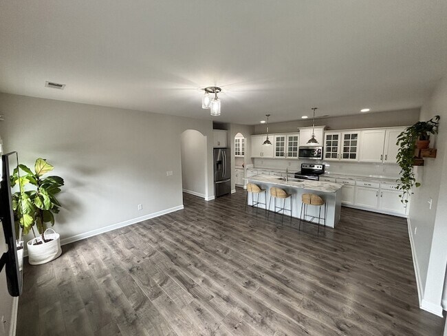 Building Photo - 155 Spade Leaf Boulevard Unit