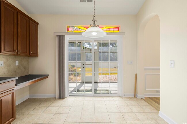 Building Photo - 3284 Saddlewood Cir