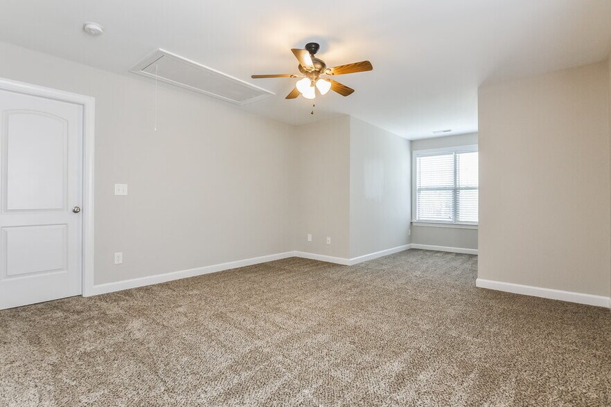 Building Photo - 205 Summerwind Plantation Dr