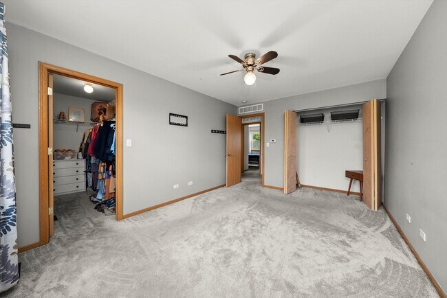 Building Photo - 5332 W Mulberry Ln