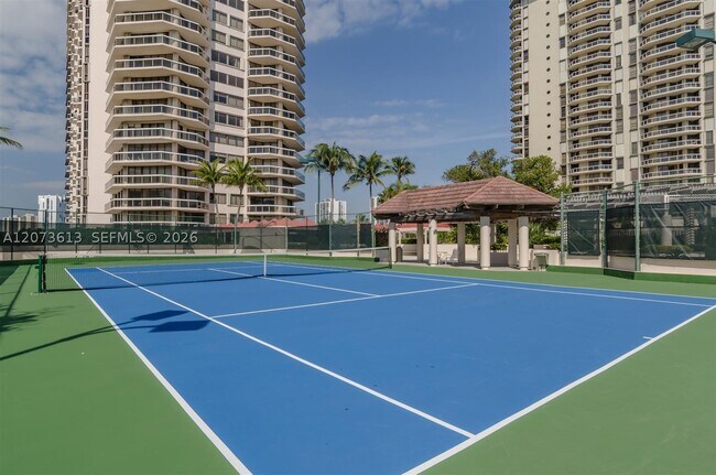 Building Photo - 20185 E Country Club Dr