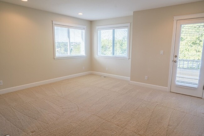Building Photo - 4Bd/3.5Ba Seattle House