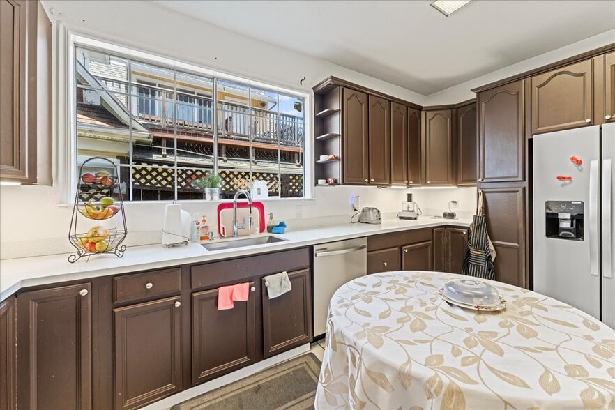 Building Photo - 1625 Martin Luther King Jr Way