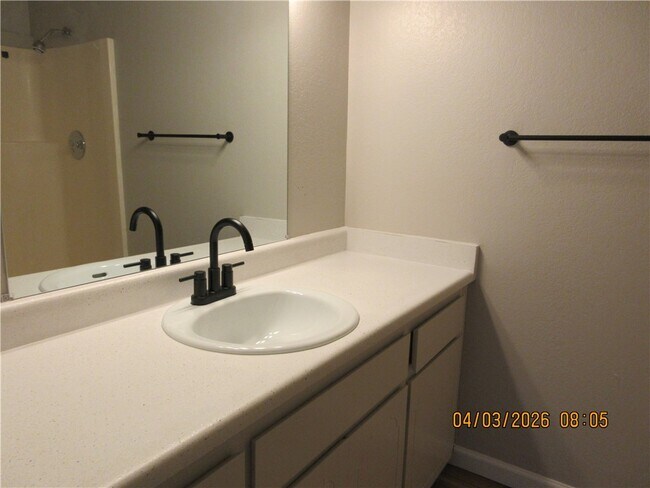 Building Photo - 1755 Gordon Dr