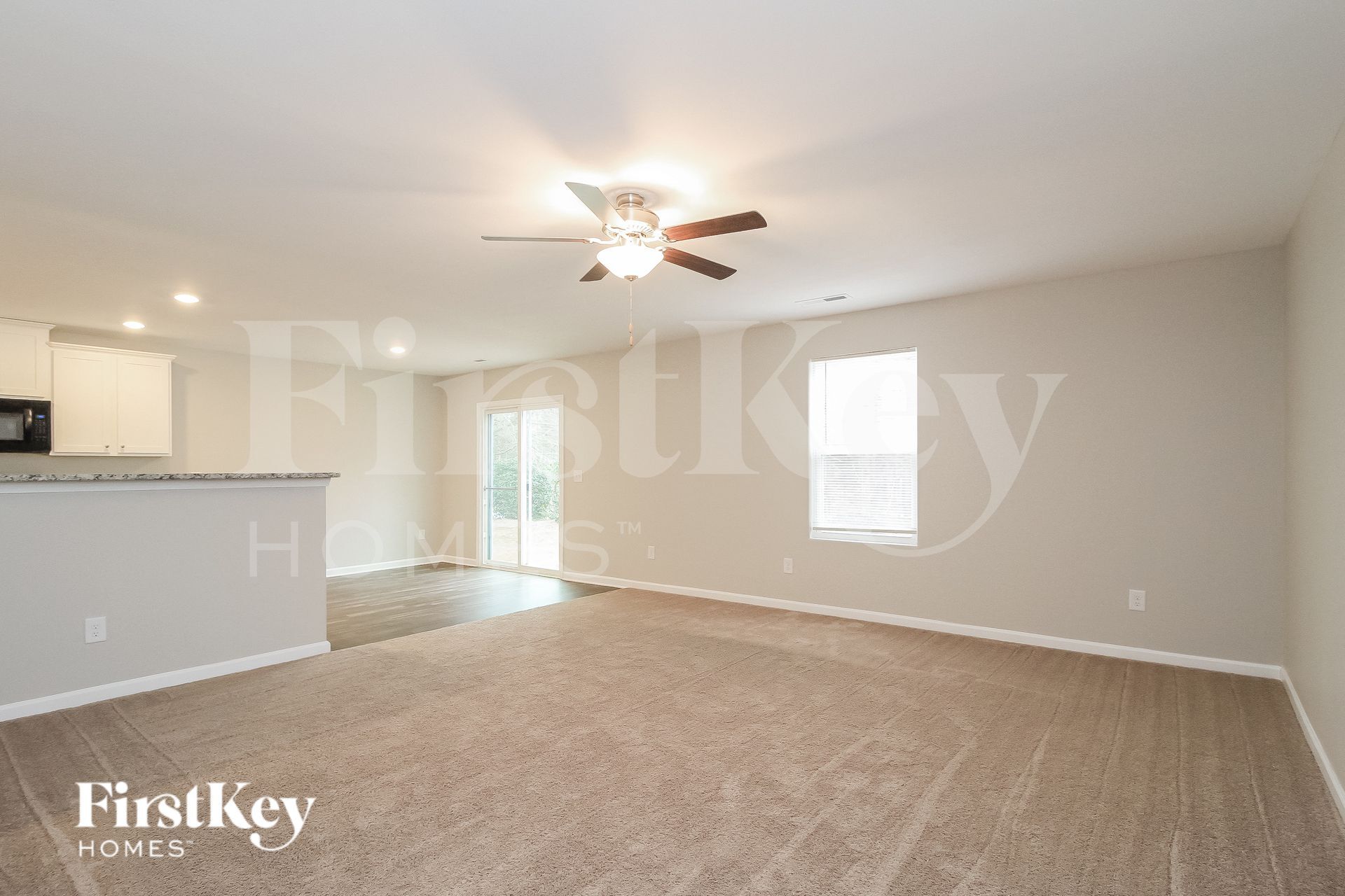 Building Photo - 274 Kendall Dr