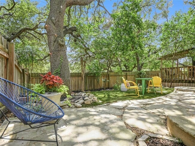 Building Photo - 4117 Bayberry Dr