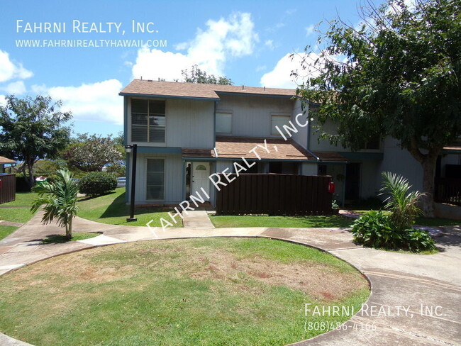 Building Photo - PALEHUA GARDENS - Upgraded 3 Bedroom Townhome