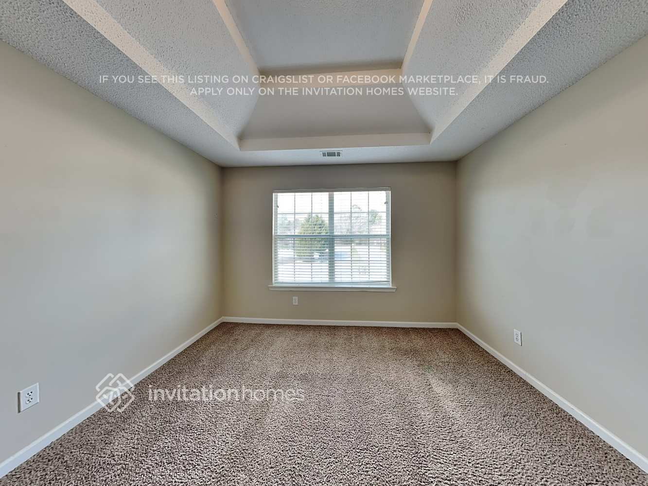 Building Photo - 1457 St George Pl